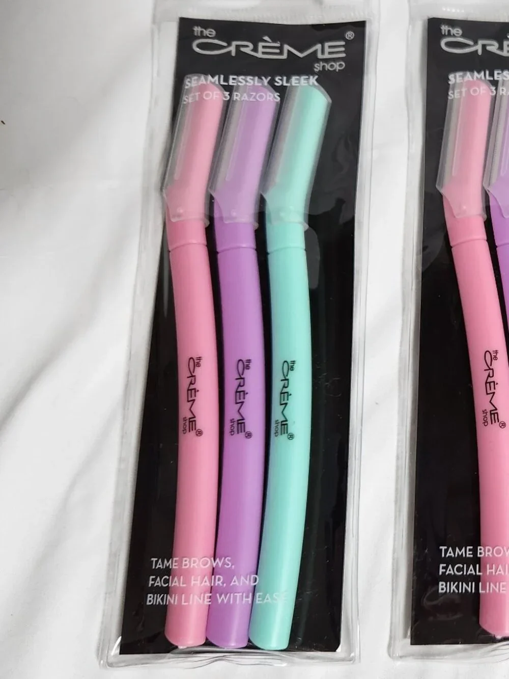 THE CREME SHOP Seamlessly Sleek Razors - 3 Sets of 3 - Picture 3 of 3